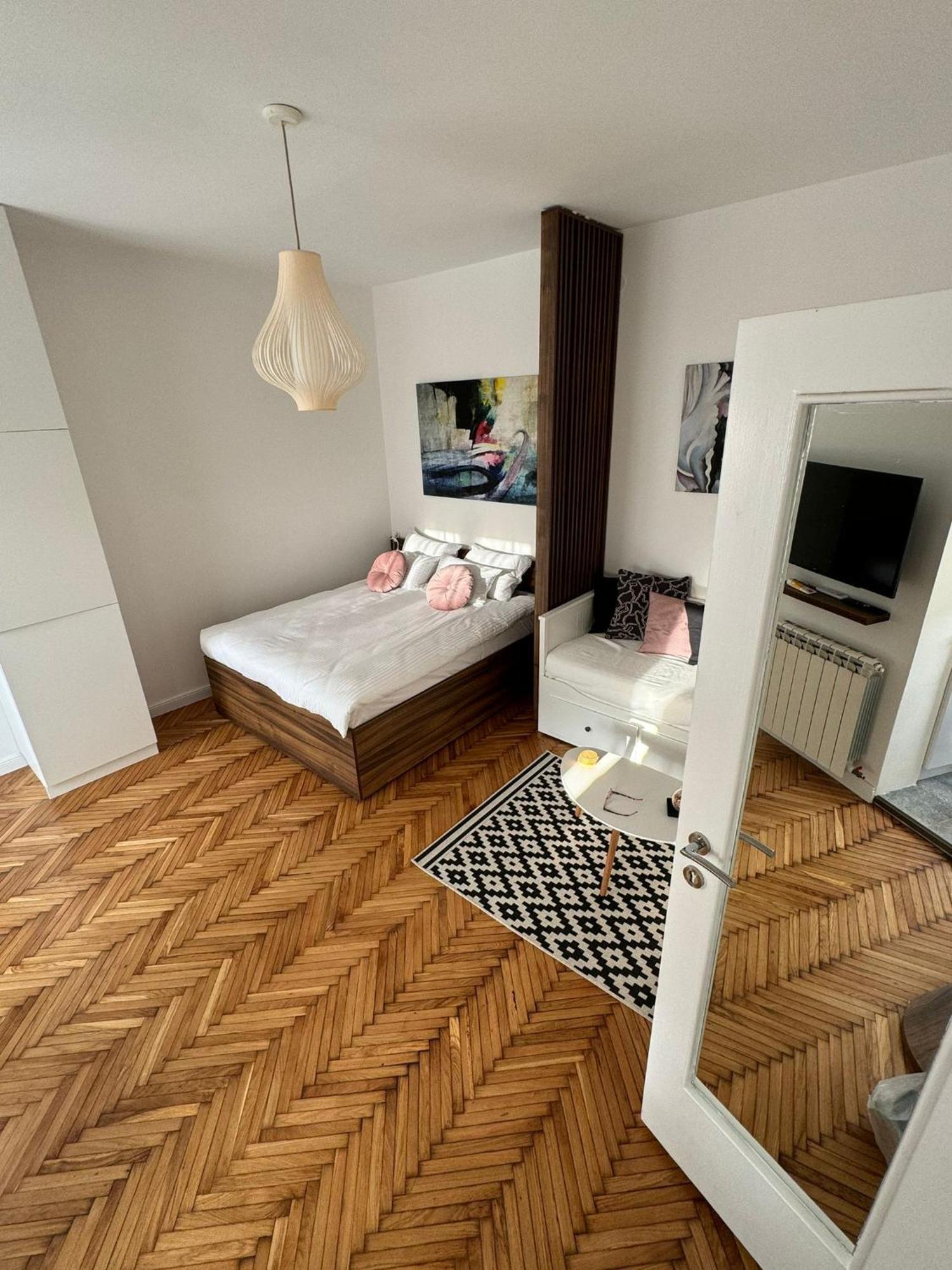 Balconia Sunny Apartment In Centre Of Belgrade Exterior photo