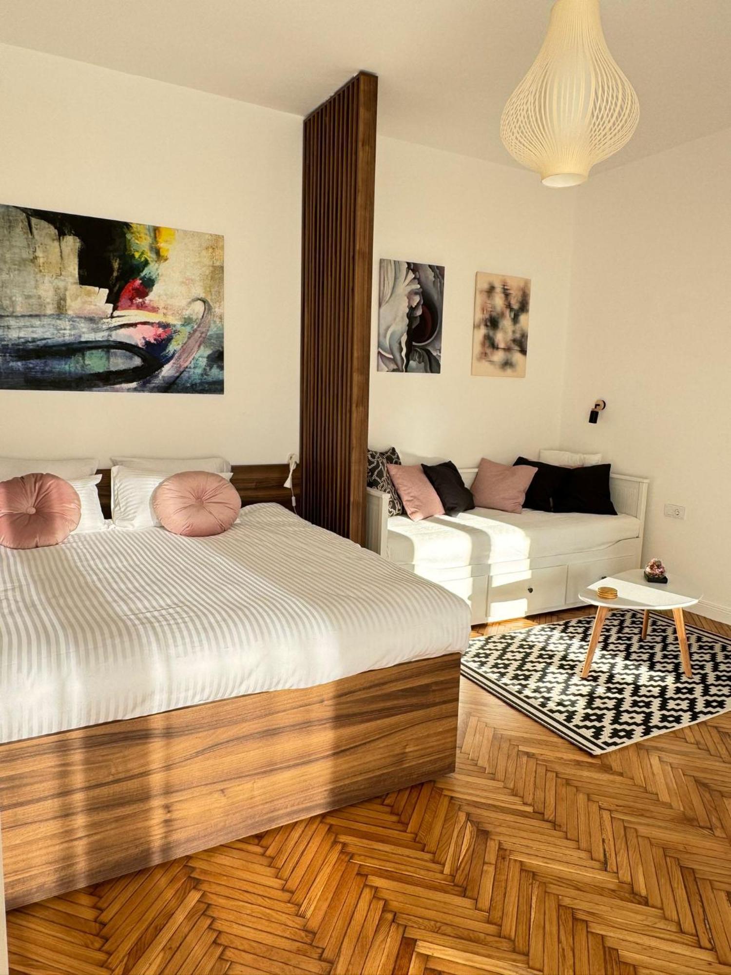 Balconia Sunny Apartment In Centre Of Belgrade Exterior photo